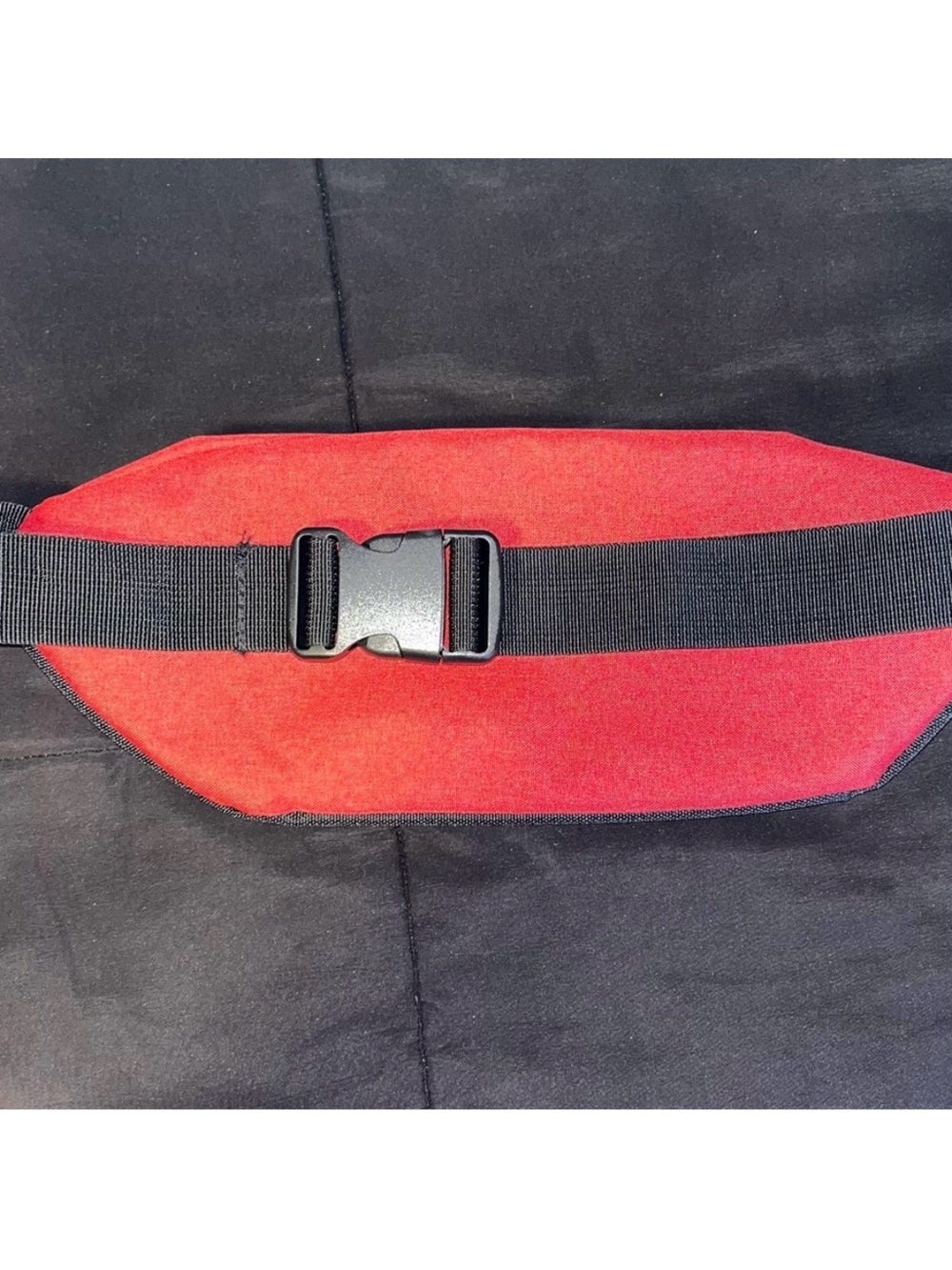 Champion Athletic Apparel Black Red Adjustable Crossbody Bag Belt Bag Fanny Pack - Picture 9 of 10